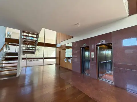 Departamento en Venta de 9 ambientes