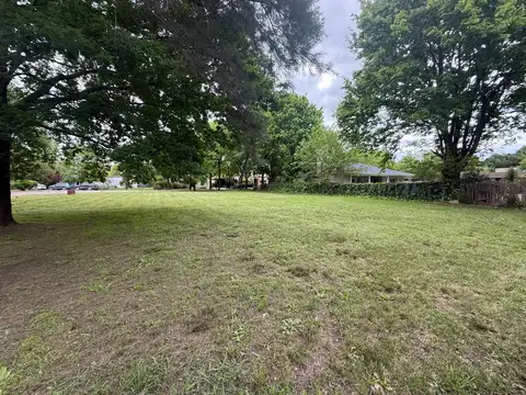 Lote de 1098m2 Barrio Las fuentes - Tristan Suarez