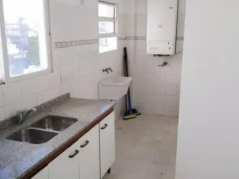 GAONA, AVDA. 3600