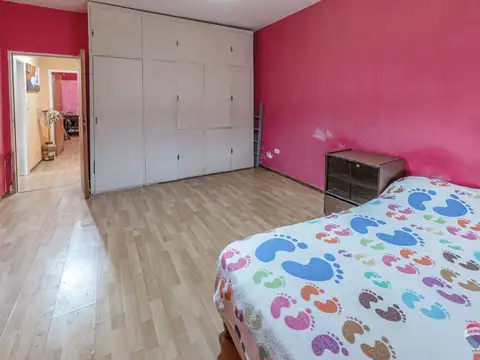 Venta casa Villa Martelli con quincho y jardin