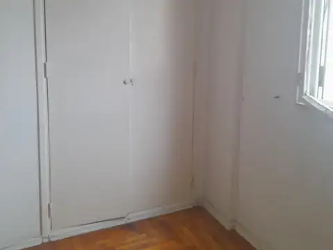 Departamento en Alquiler en Balvanera, $ 750.000