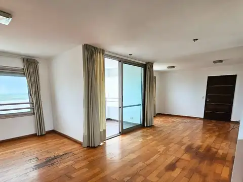 Departamento en Venta con 2 cocheras