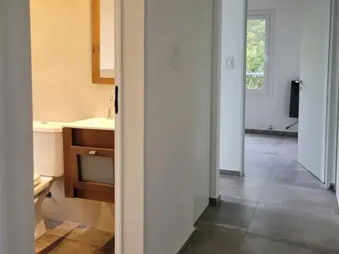 Depto Tipo Casa en Alquiler con 1 cocheras
