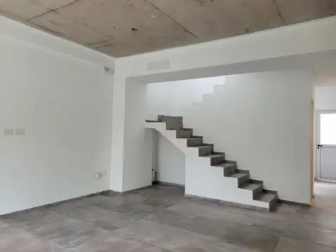 Depto Tipo Casa en Alquiler A Estrenar