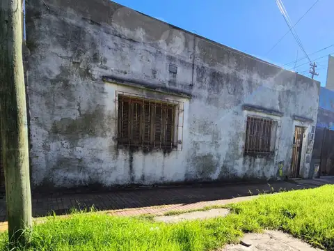 Depto Tipo Casa 2 ambientes con 1 baño