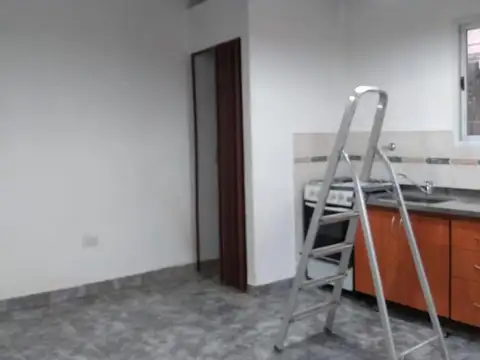Departamento en Alquiler en Haedo, $ 350.000