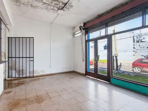 VENTA LOCAL COMERCIAL CON GALPON TEMPERLEY