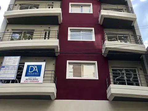 DEPARTAMENTO A LA CALLE CON BALCON BARRIO MARTIN