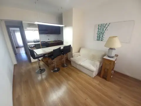 Reconquista 3400, Piso 3