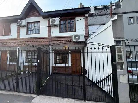 Triplex 3 ambientes alquiler Ramos Mejia