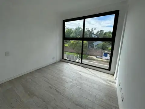 Departamento en Alquiler en Villa Gobernador Udaondo, USD 1.500