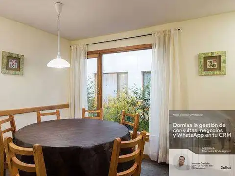 Casa en venta en calle Rivadavia