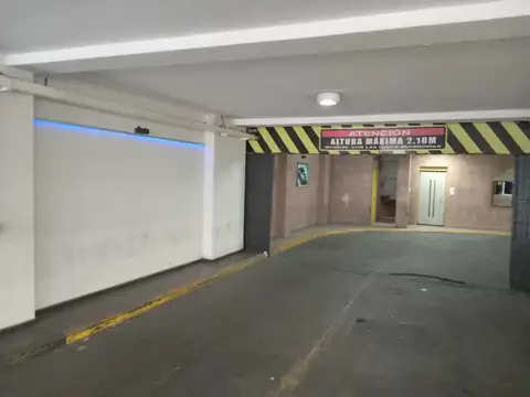 Cochera en Venta en La Plata [Cod: 2877]