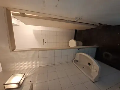 av bartolome mitre 400, Piso PB
