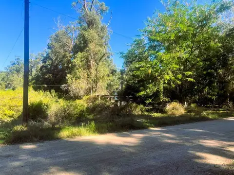TERRENO ESQUINERO A METROS DEL MAR EN OCEAN PARK