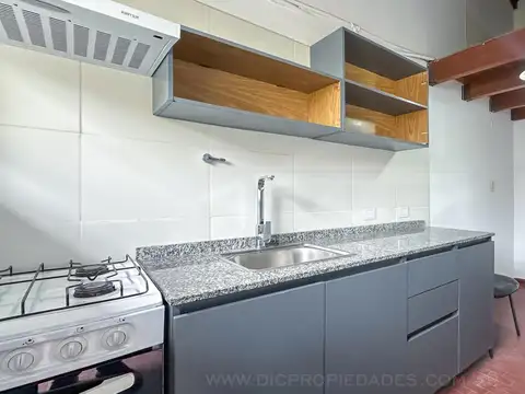 Depto Tipo Casa en Alquiler 40 años