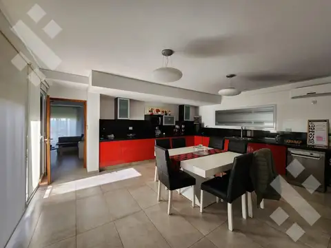 Casa en Venta en Cipolletti, USD 450.000