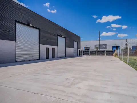 Galpon en Alquiler en Villa Rosa, USD 1.650