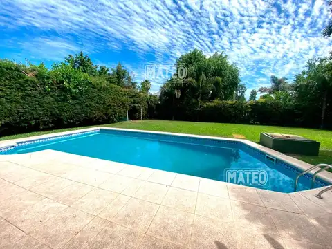 Casa en Venta en Campos De Alvarez, USD 440.000