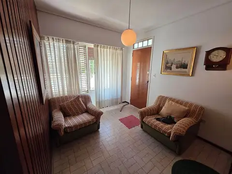 CASA EN VENTA LOS HORNOS 4 DORMITORIOS
