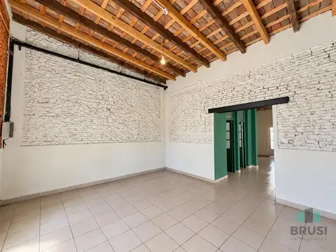 Casa 4 ambientes con 1 baño