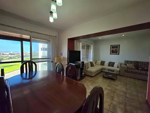Departamento en Venta de 4 dormitorios