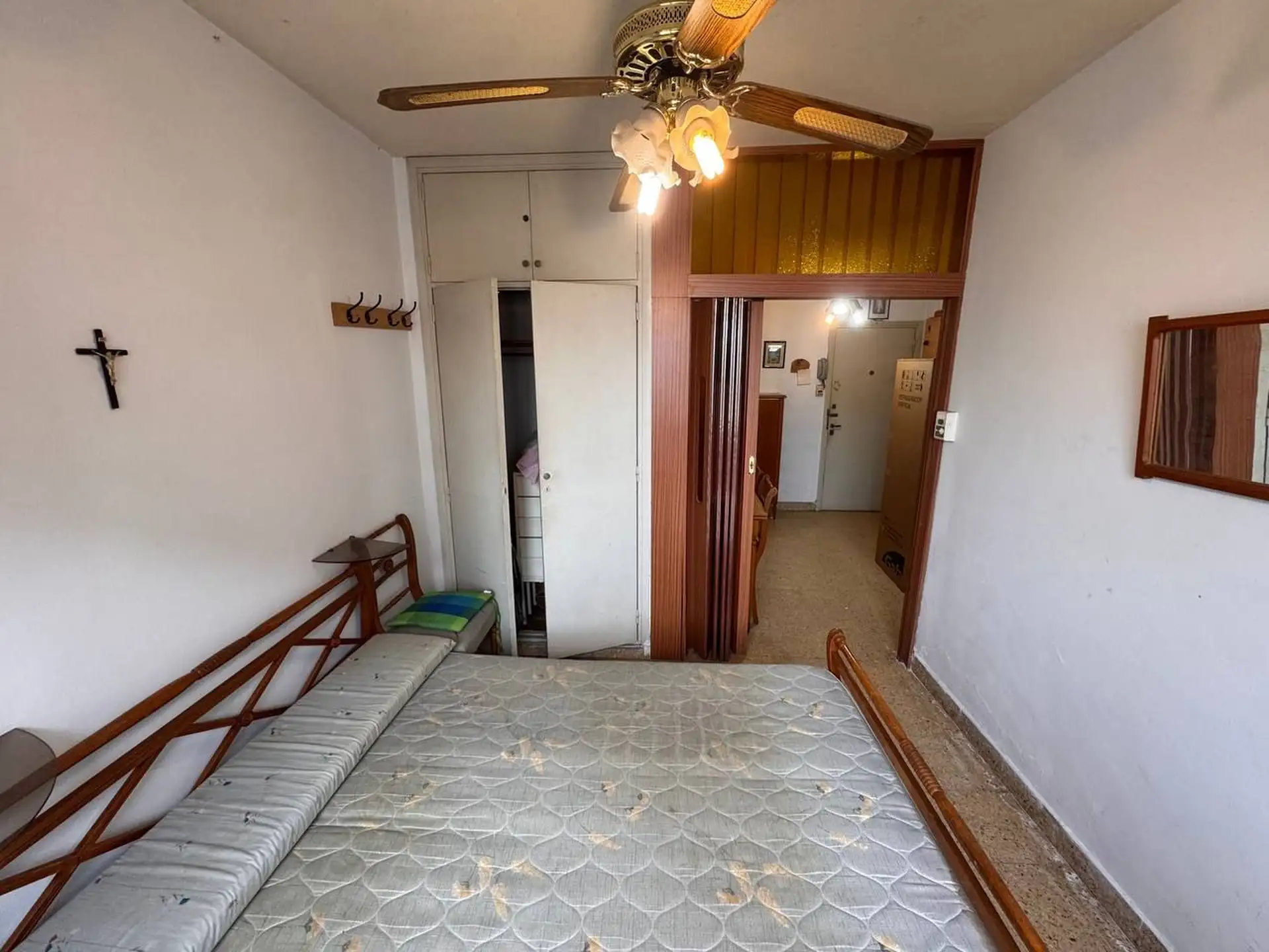 Depto 1 amb, 24m² en zona Aldrey, a refaccionar