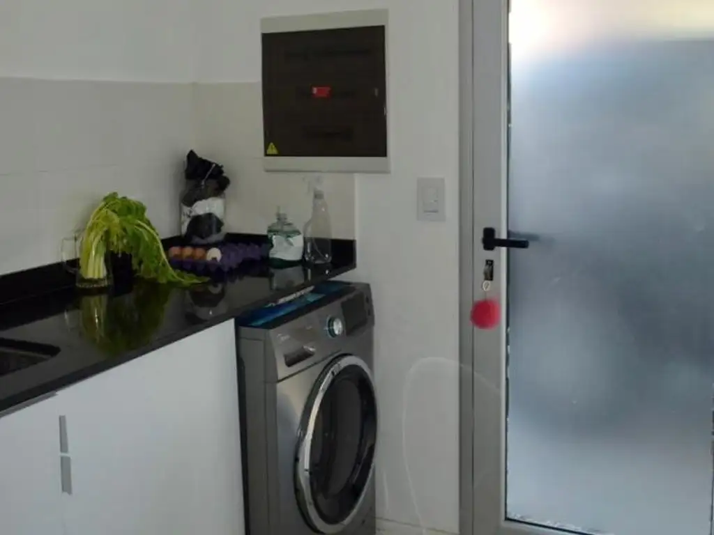 Casa en Venta - Las Golondrinas