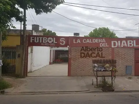 Local - La Plata