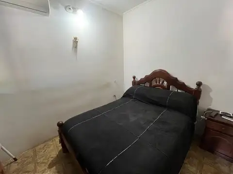 Depto Tipo Casa en Venta en Flores Norte, USD 130.000