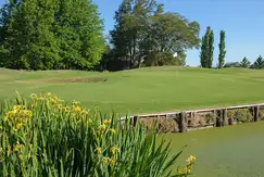 Actividades deportivas golf en La Cheltonia en Santa Fe, Santa Fe