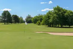 Actividades deportivas golf en La Cheltonia en Ruta N8 km 371.5  en Departamento de General Lopez, Santa Fe