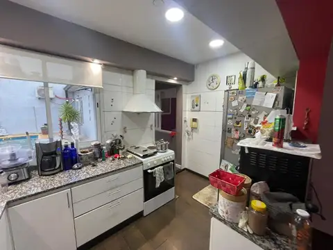 Casa 3 ambientes con 2 baños