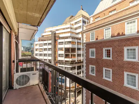 Tres Sargentos y Reconquista I Al Fte c/Bcón I 2 Amb I Muy Lum. Apto Profesional