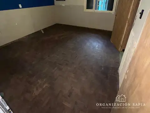 Depto Tipo Casa en Venta en Azcuenaga, USD 45.000