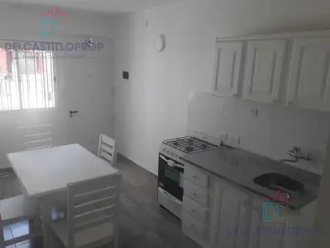 Depto Tipo Casa en Venta 40 años