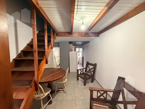 Depto Tipo Casa en Alquiler de 1 dormitorio