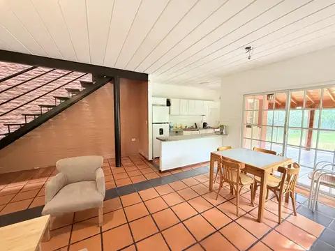 VENTA Casa 4 amb con jardin en Pilar