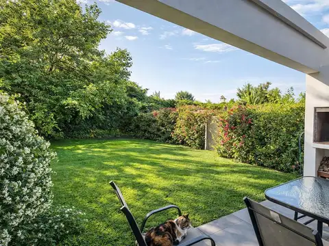 Casa en Venta en Lomas Del Chateau, USD 170.000