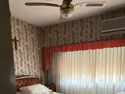 CASA EN VENTA CON GARAGE