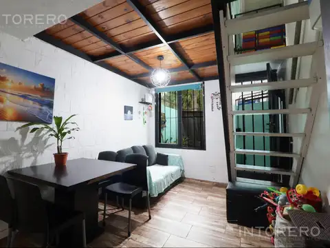 Depto Tipo Casa en Venta de 3 ambientes