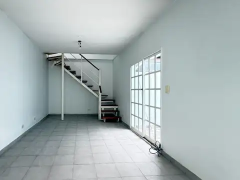 PH PLANTA BAJA FLORES APTO CREDITO PATIO TERRAZA