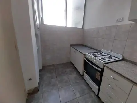 Departamento en Alquiler en Flores Norte, $ 700.000