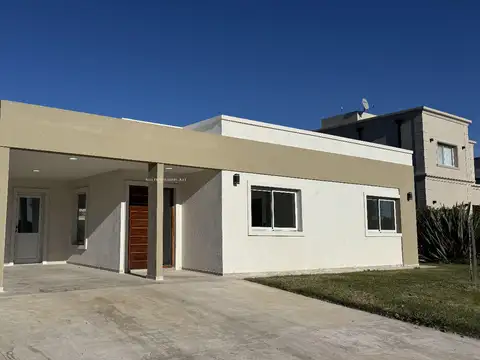 Venta Casa en San Lucas 3 Dormitorios Canning