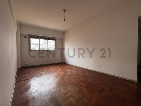 vera 100, Piso 0