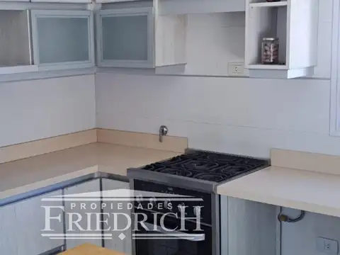 Casa en Alquiler de 3 dormitorios