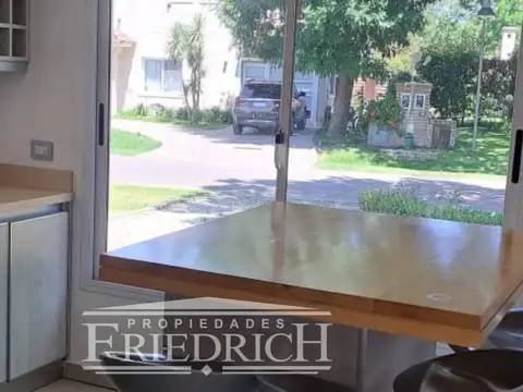 Casa en Alquiler en San Patricio, USD 1.500