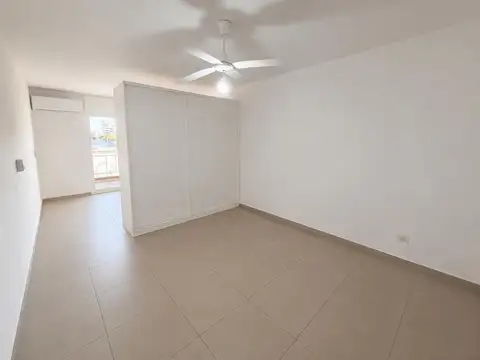 Departamento en Alquiler en Republica De La Sexta, $ 390.000