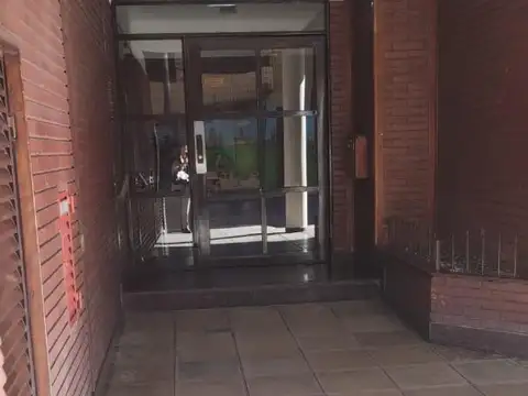 COCHERA, EXCELENTE UBICACIÓN, 12,34 TOTALES