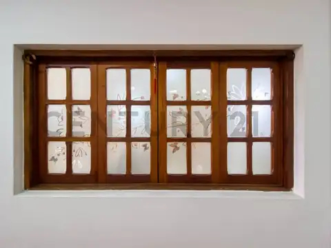 26 entre 43 y 44 800, Piso 0